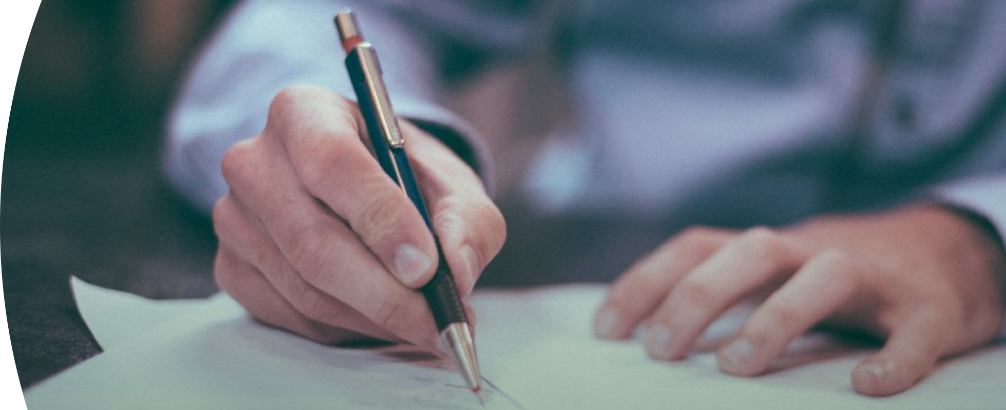 ご予約・お問い合わせ